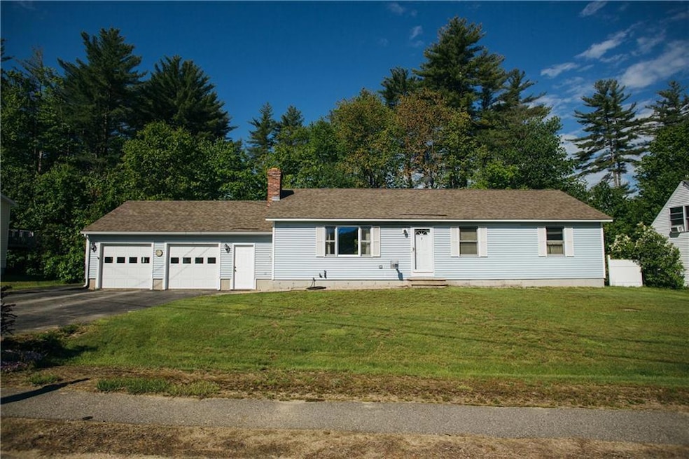 8 Sandina Dr, Rochester, NH 03868 - photo 1