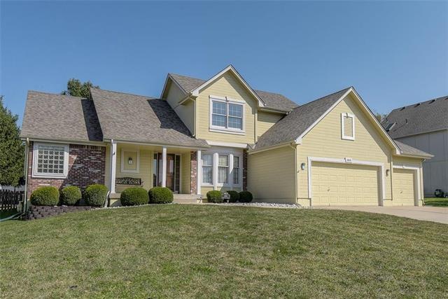 408 SW Seagull St, Lees Summit, MO 64082 - photo 1