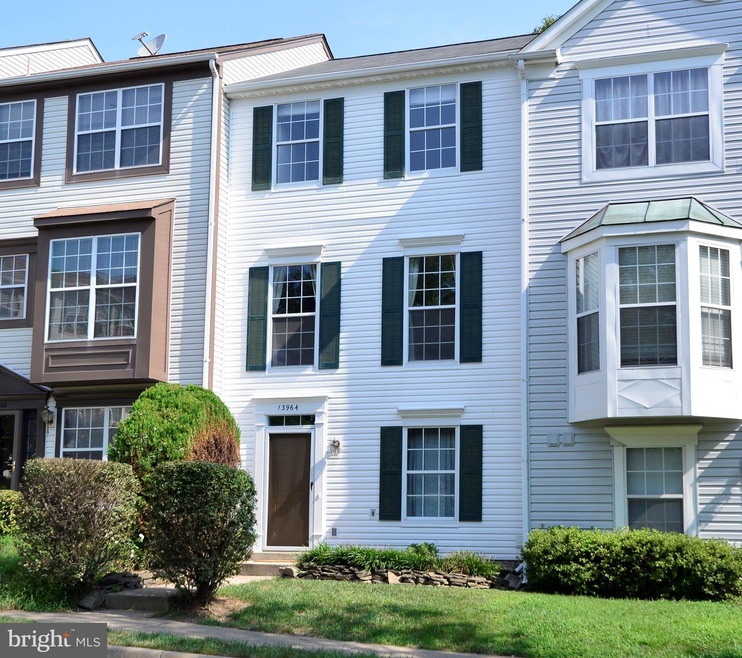 13964 Gunners Place, Centreville, VA 20121 - photo 1