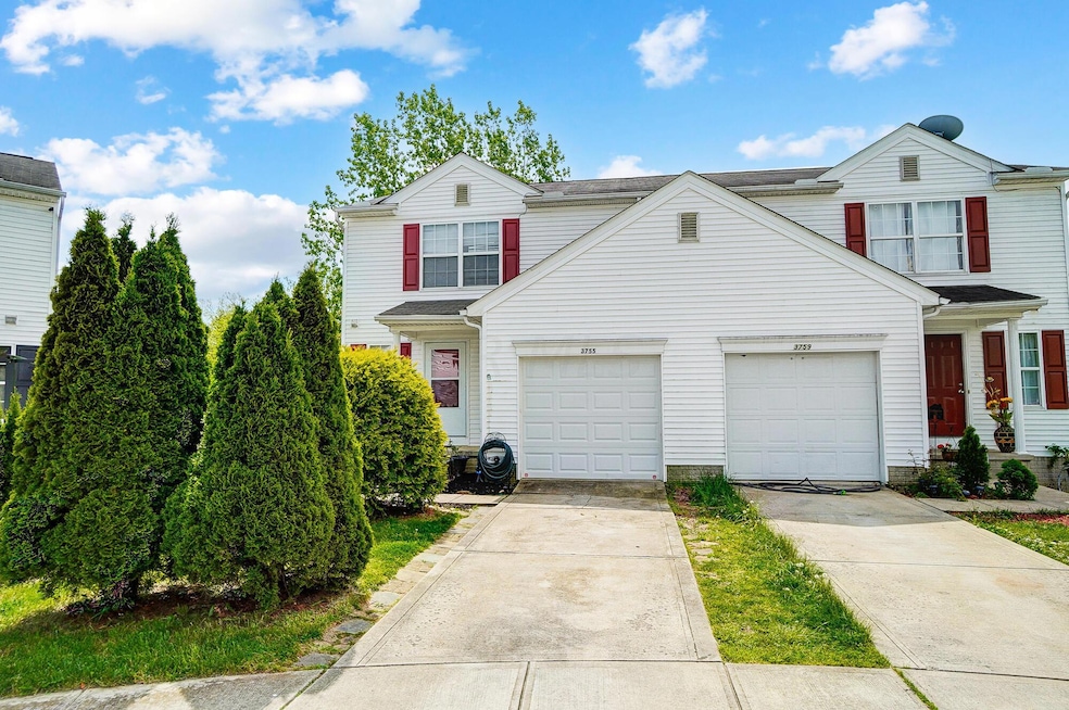 3755 Dunlane Ct, Columbus, OH 43228 - photo 1