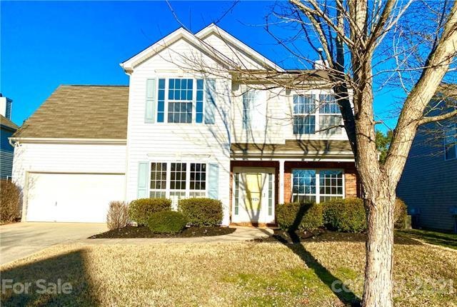 House get lots of natural light, rises in back, se