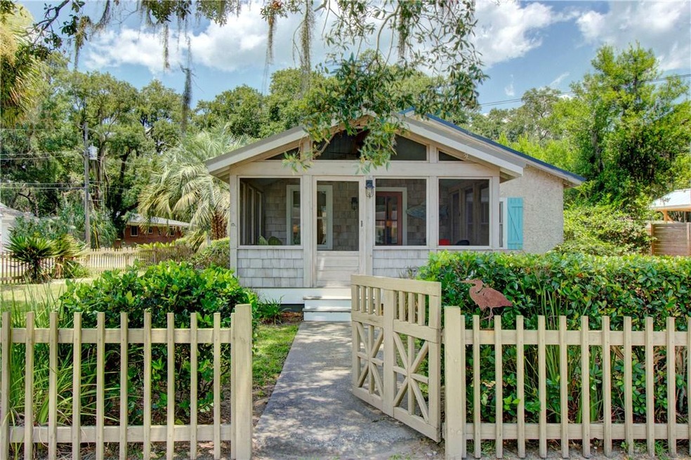 Welcome to 106 Saint Simons Avenue!