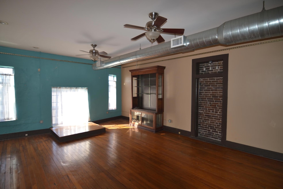 214 S Campbell Ave, Springfield, MO 65806 - photo 1