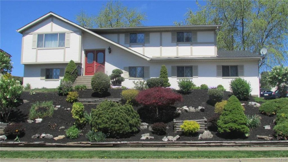 4335 Adams St, Whitehall, PA 18052 - photo 1