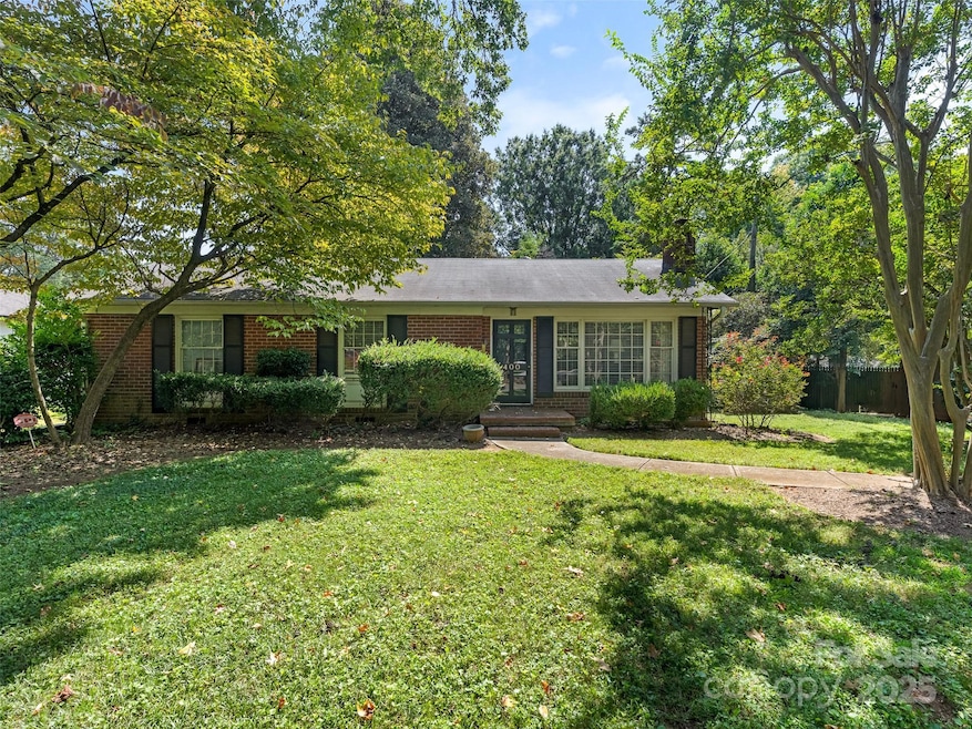 400 McAlway Rd, Charlotte, NC 28211 - photo 1