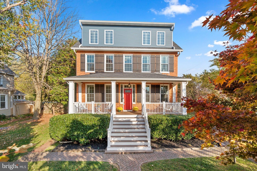 131 Bloomsbury Ave, Catonsville, MD 21228 - photo 1