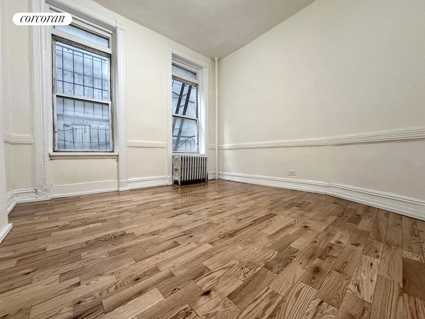 451 W 36th St unit 1 D, New York, NY 10018 - photo 1