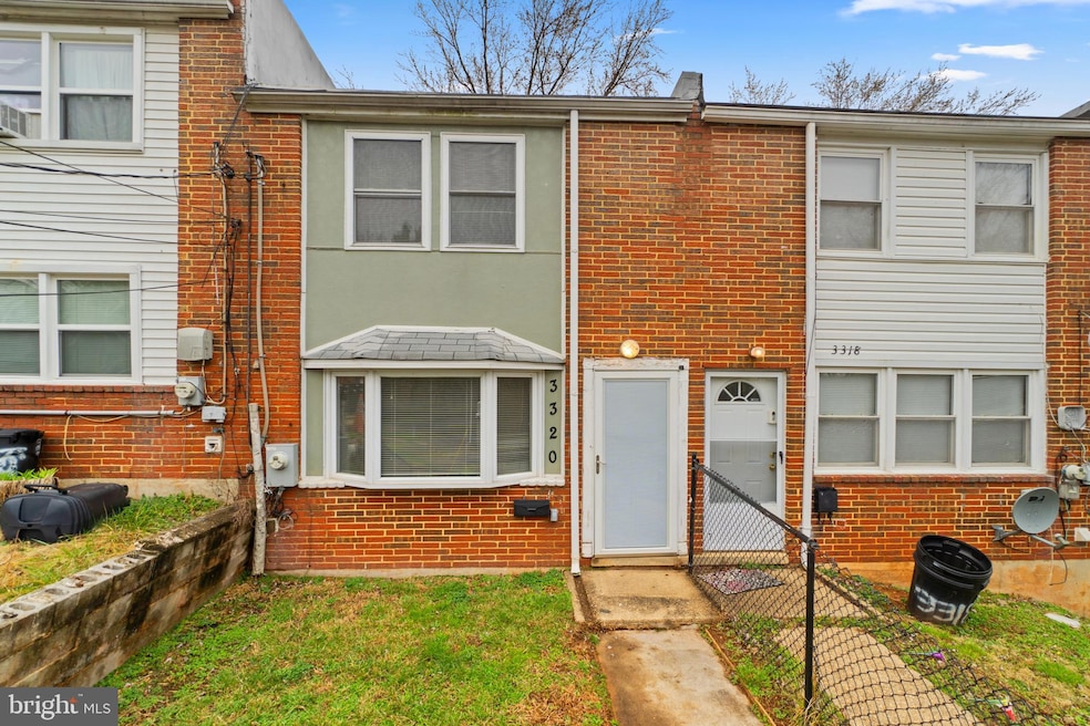 3320 Kessler Ct, Halethorpe, MD 21227 - photo 1