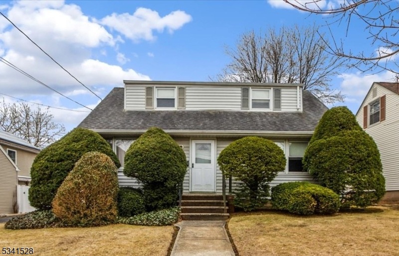 32 Rossen Place, Bloomfield, NJ 07003 - photo 1