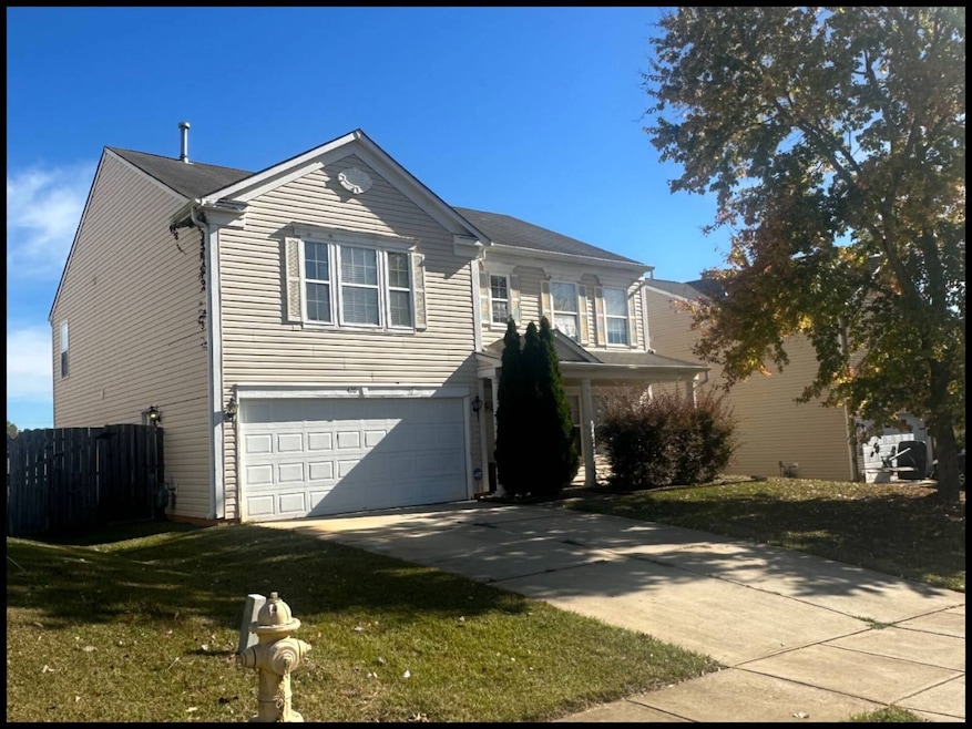 420 Zander Woods Ct, Mount Holly, NC 28120 - photo 1