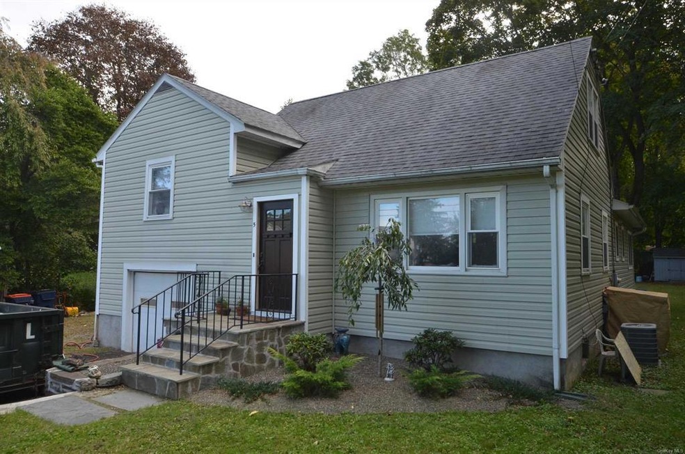 5 Benner Rd, Red Hook, NY 12571 - photo 1