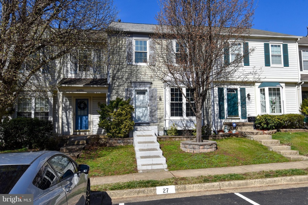 16832 Jed Forest Ln, Woodbridge, VA 22191 - photo 1