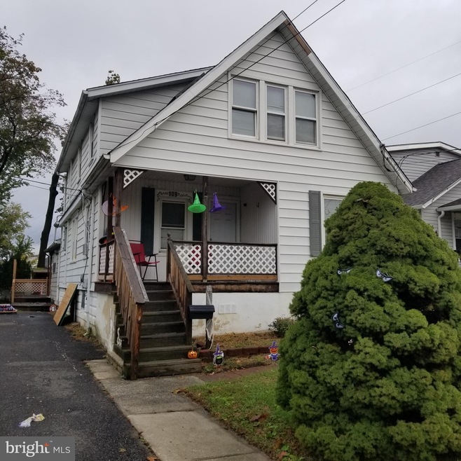 109 W 5th Ave, Runnemede, NJ 08078 - photo 1