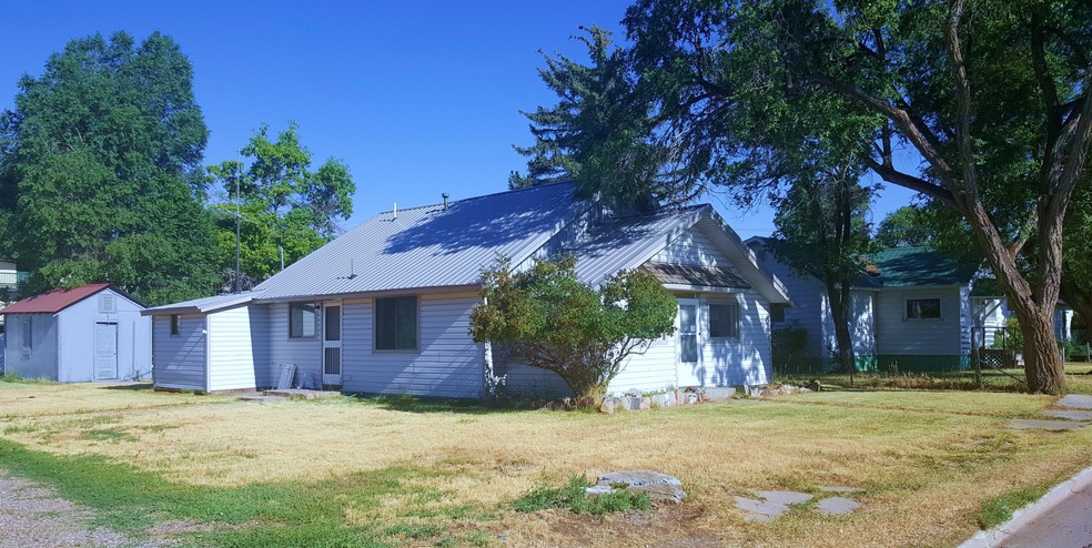 421 Russell St, Craig, CO 81625 - photo 1