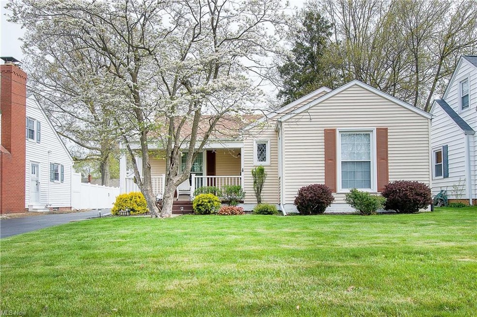 Adorable and very well kept ranch-style home in Pl