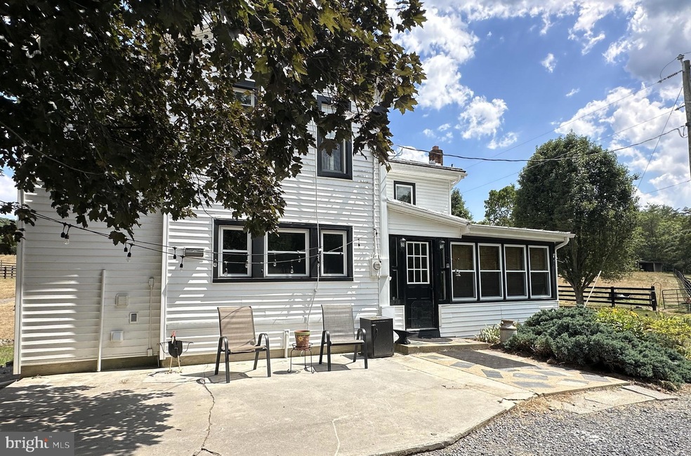 11765 Supinlick Ridge Rd, Edinburg, VA 22824 - photo 1