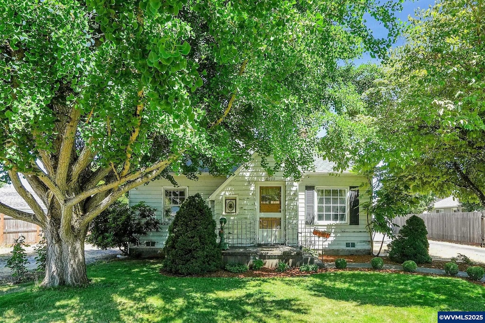 Sold $458,000 • Co-Listing Agent