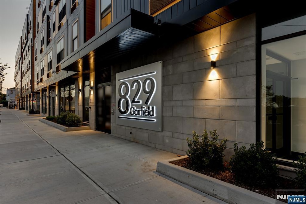 For Rent $3,050/month