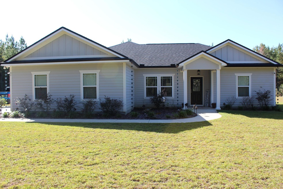 33 Elm Ridge Loop, Crawfordville, FL 32327 - photo 1