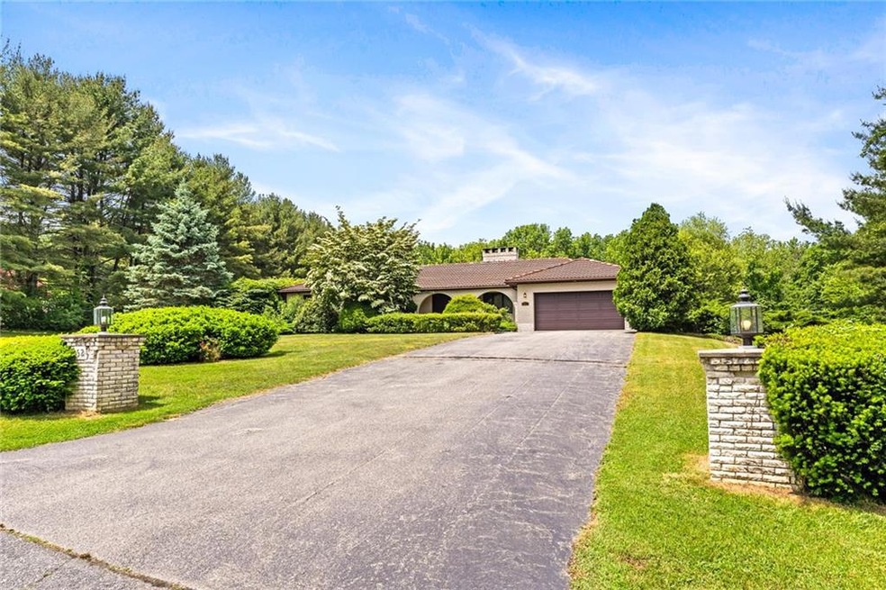 52 Claudia Dr, Cranston, RI 02921 - photo 1