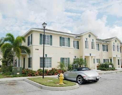 256 Cape Harbour Loop, Lots of parking