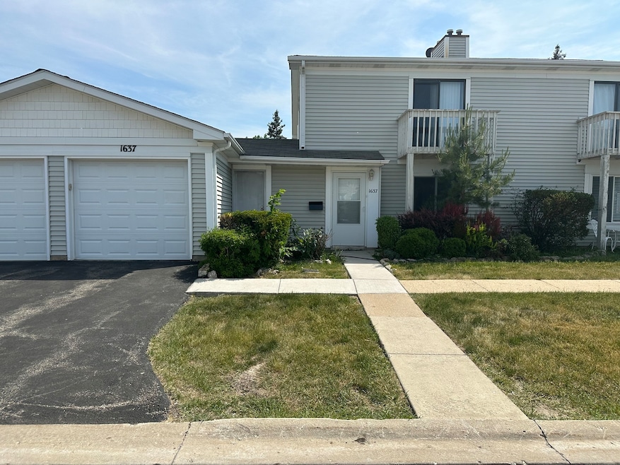 1637 Cornell Dr unit 19A, Hoffman Estates, IL 60169 - photo 1