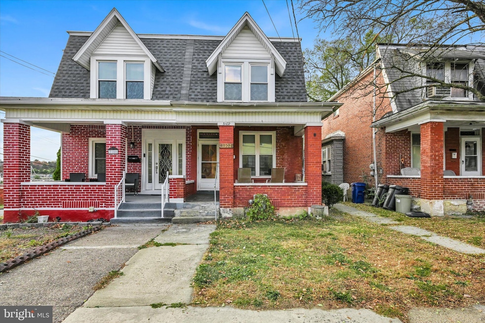 3102 Marion St, Reading, PA 19605 - photo 1