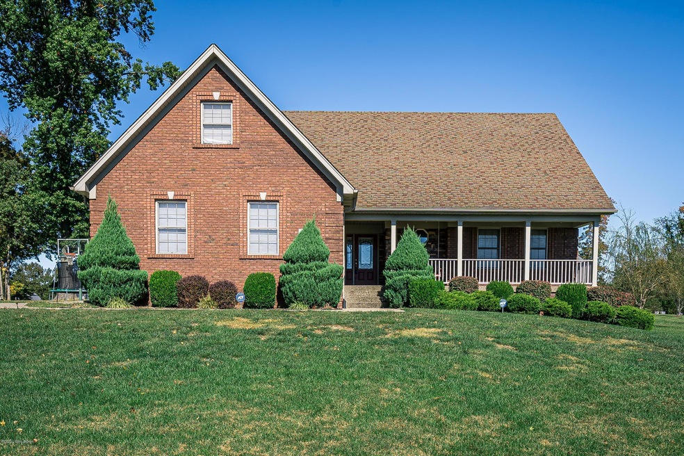 114 Diamond Court-01