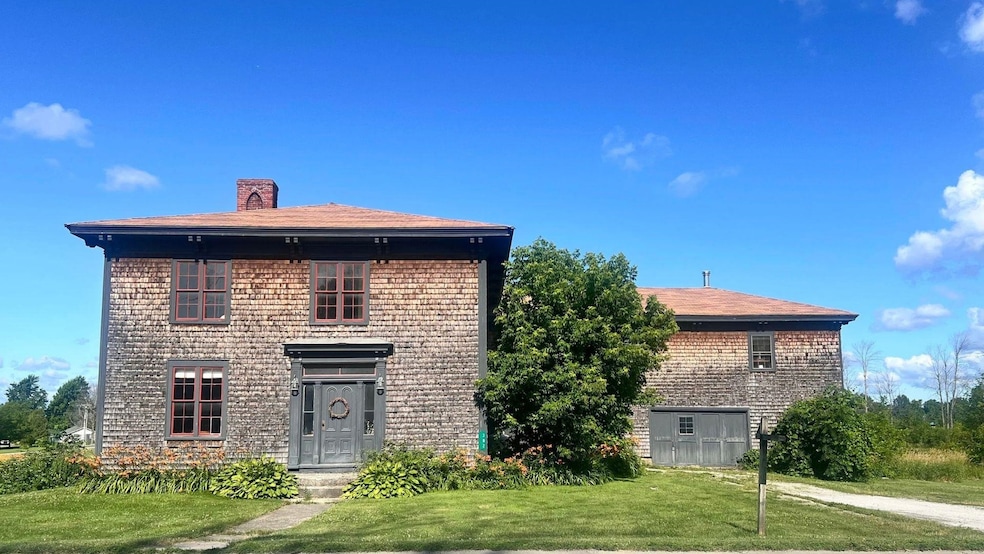 382 S Main St, Alburgh, VT 05440 - photo 1