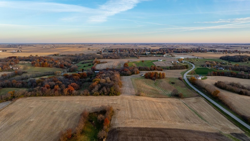 8813 Co Hwy 9, Cambridge, IL 61241 - photo 1