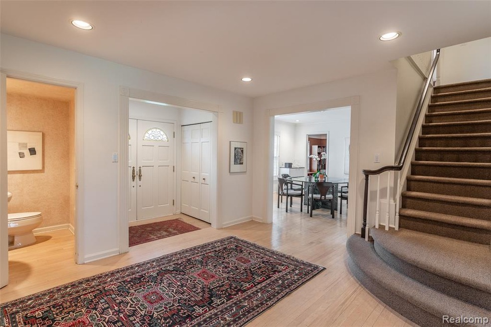 1300 Sandringham Way, Bloomfield Hills, MI 48301 - photo 1