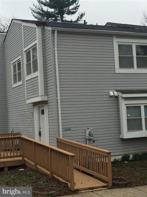 19550 Fisher Ave, Poolesville, MD 20837 - photo 1