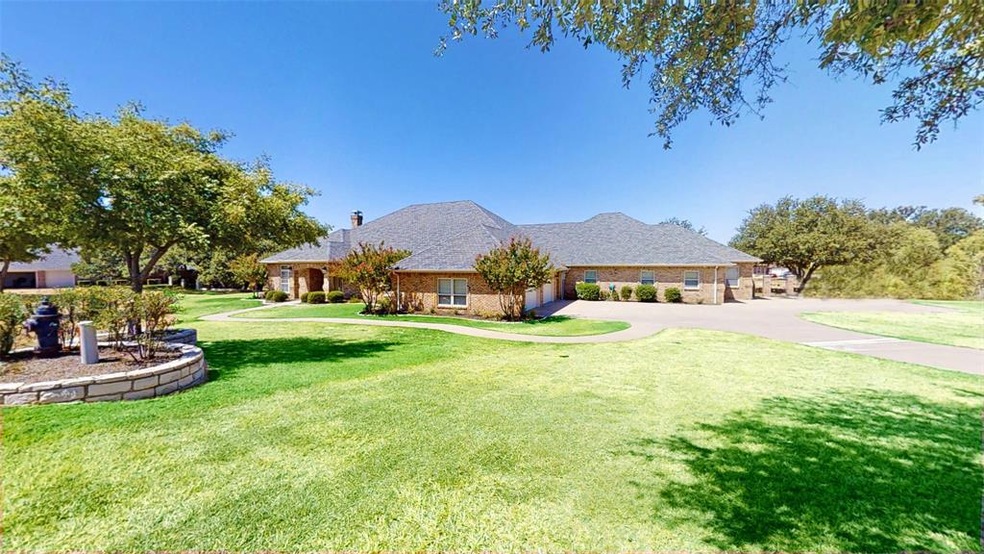 1706 Bentwater Pkwy, Granbury, TX 76049 - photo 1