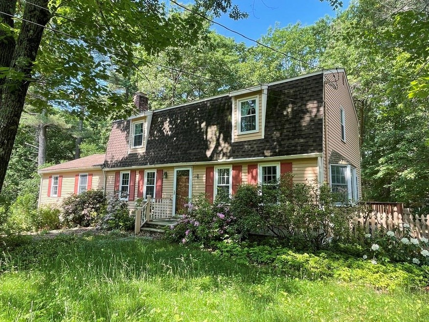 625 Old Dunstable Rd, Groton, MA 01450 - photo 1