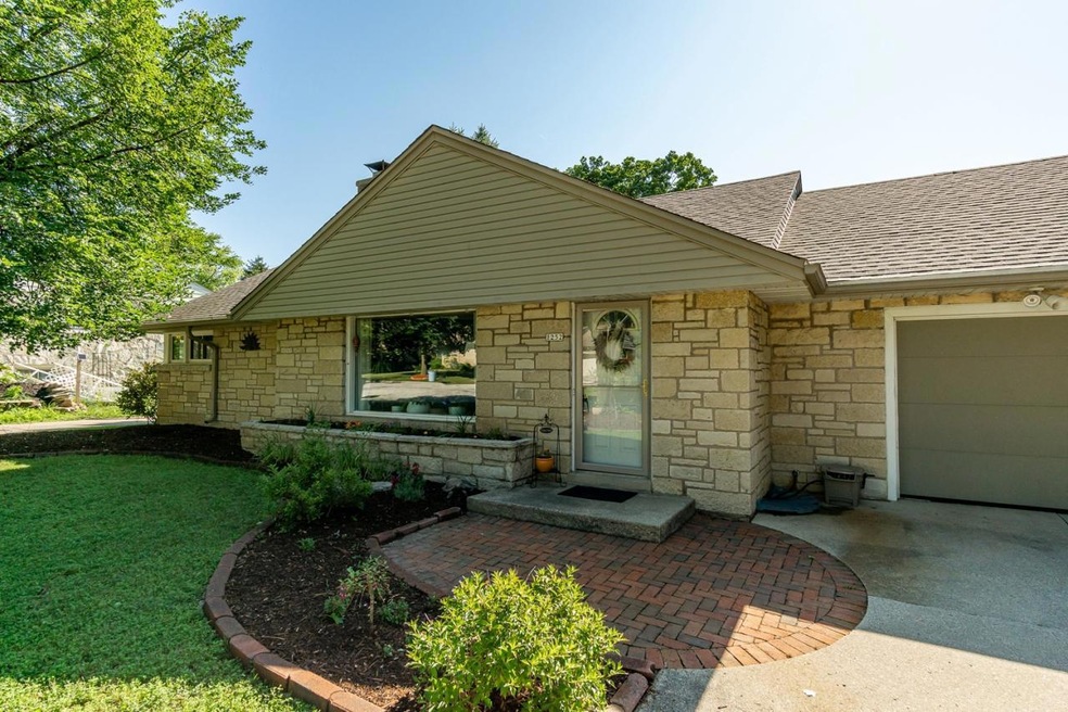 1252 N 118th St, Milwaukee, WI 53226 - photo 1