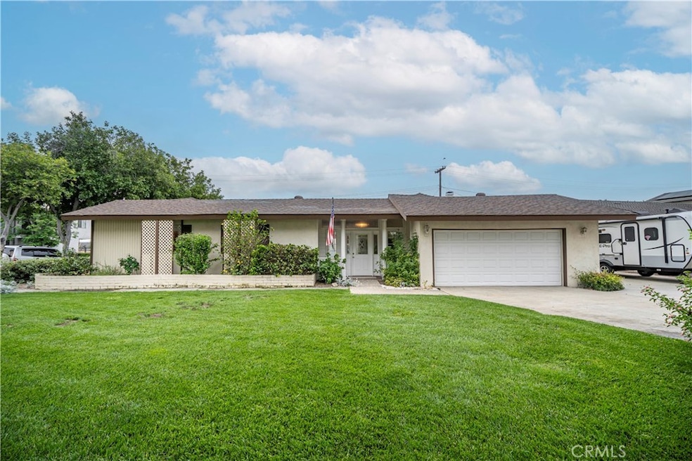 Welcome to......2874 S. Whispering Lakes Lane