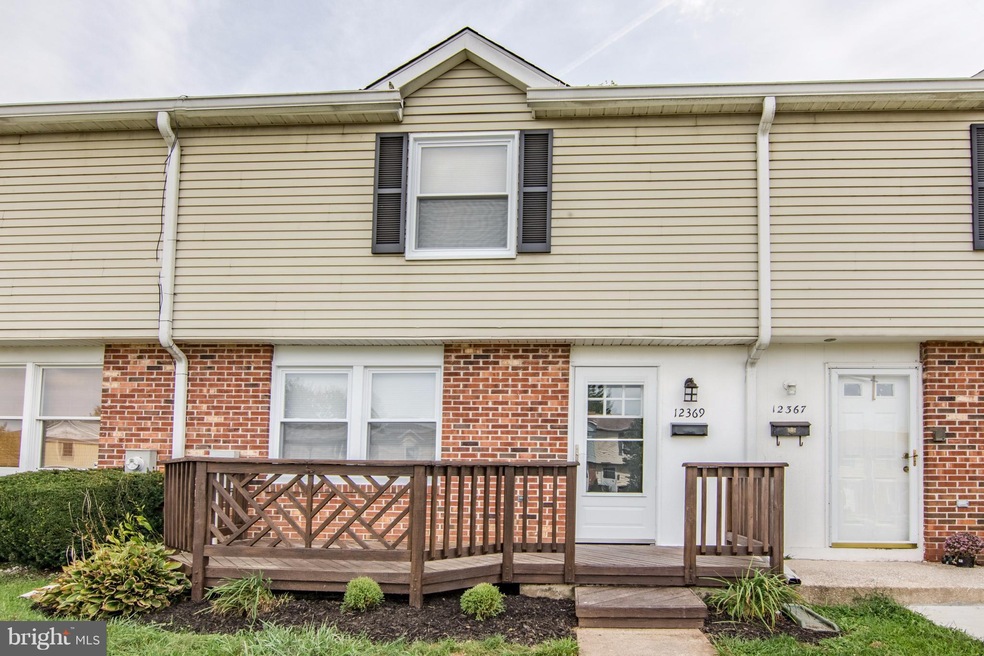 12369 Boncrest Dr, Reisterstown, MD 21136 - photo 1