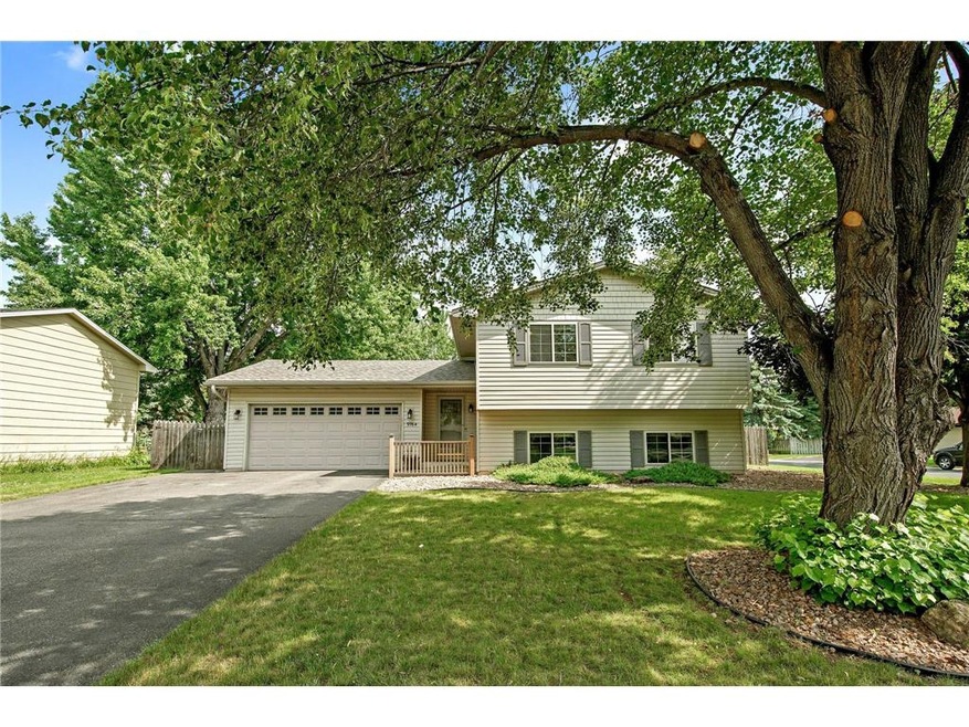 9764 98th Ave N Maple Grove-0-web