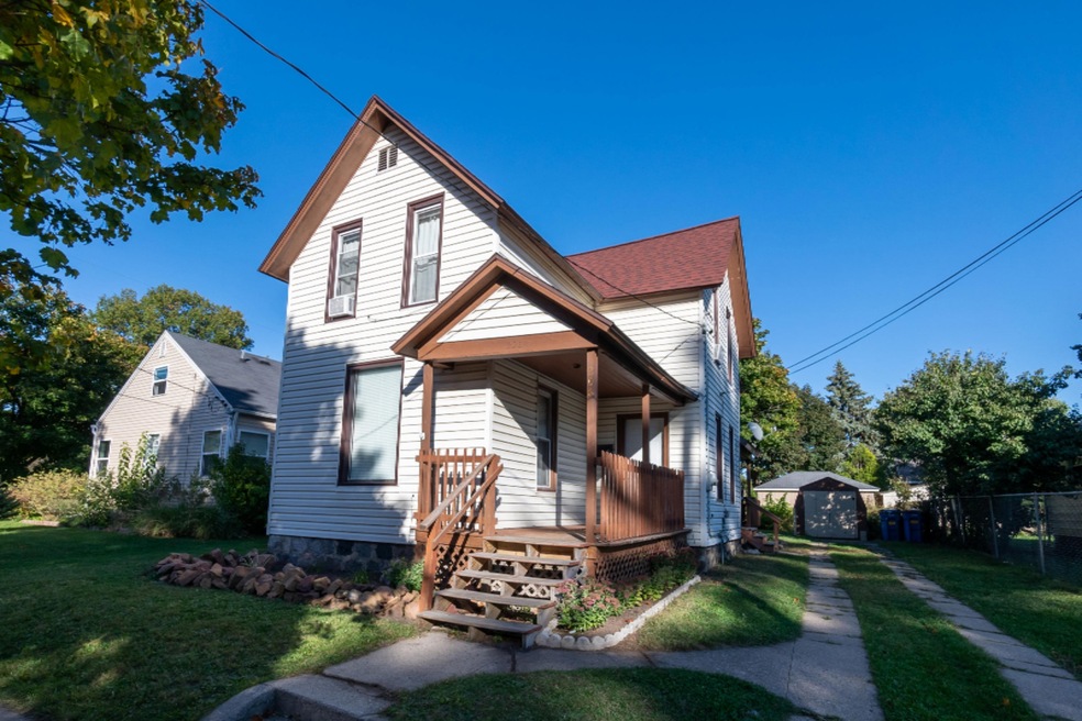 206 Ives Ave SW-45