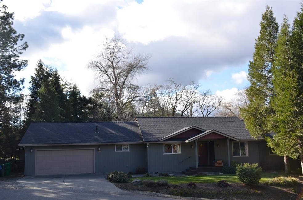 150 Curtis Dr, Grants Pass, OR 97527 - photo 1