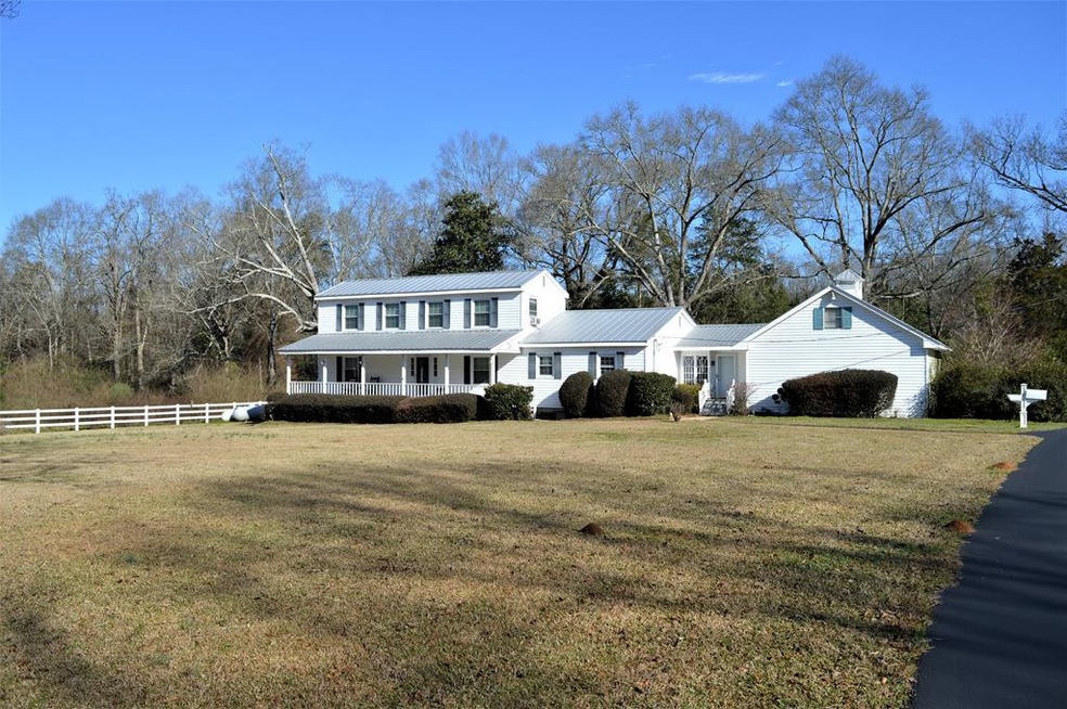 1011 Dennard Ln, McComb, MS 39648 - photo 1