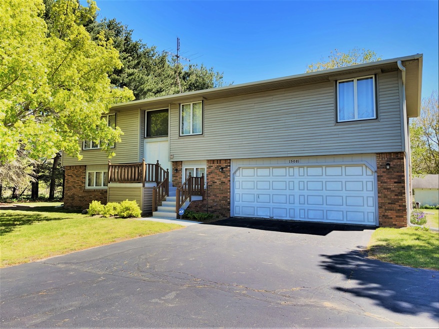 15081 Carpenter Rd, Three Oaks, MI 49128 - photo 1