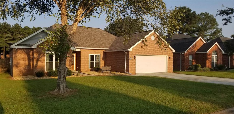 202 Drayton Ct, Warner Robins, GA 31088 - photo 1