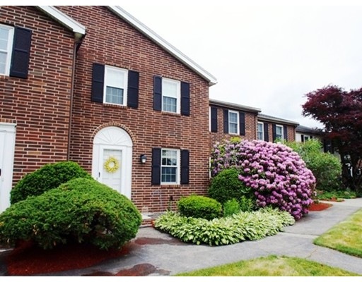 612 Chickering Rd, North Andover, MA 01845 - photo 1