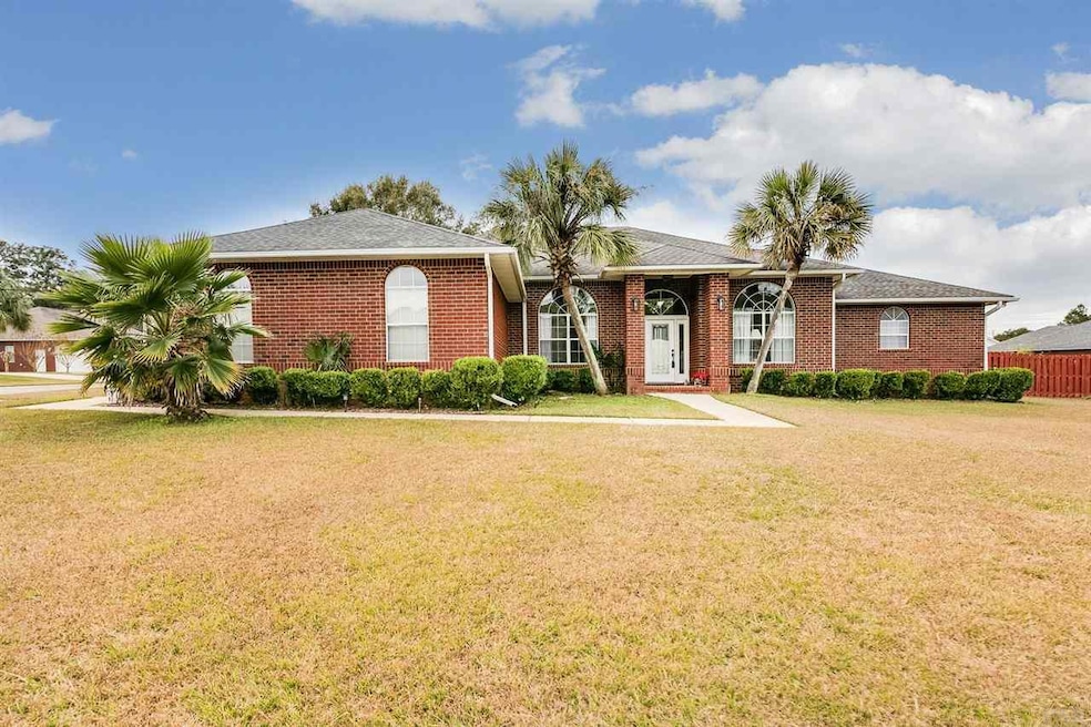 2385 Ursula Ln, Pensacola, FL 32526 - photo 1