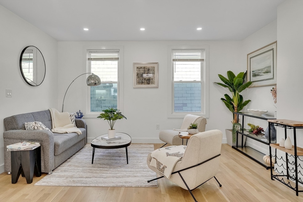 63 Oak St unit 2, Somerville, MA 02143 - photo 1