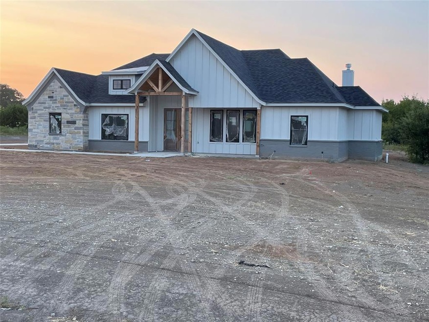 1088 Timber Hills Dr, Weatherford, TX 76087 - photo 1