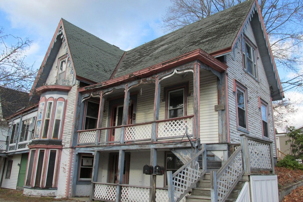 10 High St, Mechanic Falls, ME 04256 - photo 1