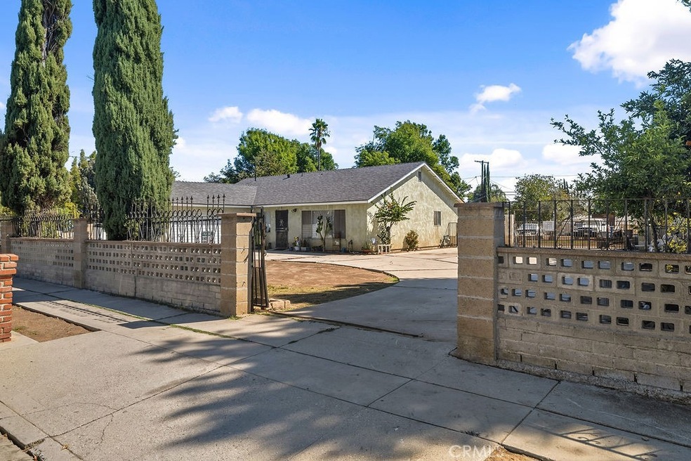 15080 Polk St, Sylmar, CA 91342 - photo 1