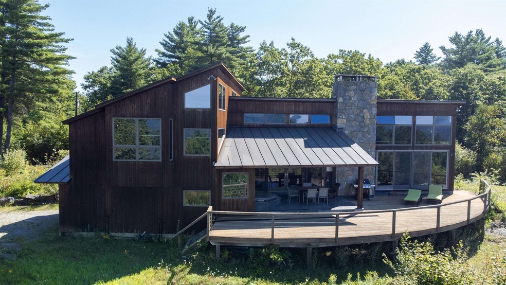 89 Pine Ridge Dr, Putney, VT 05346 - photo 1